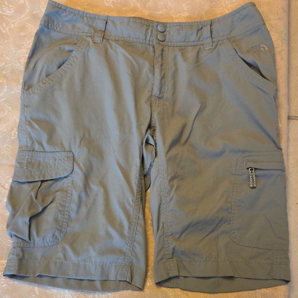 North Face Kahki Green Cargo Shorts